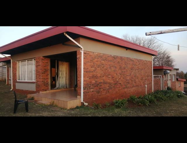 3 BEDROOM HOUSE FOR SALE IN SUNNYRIDGE